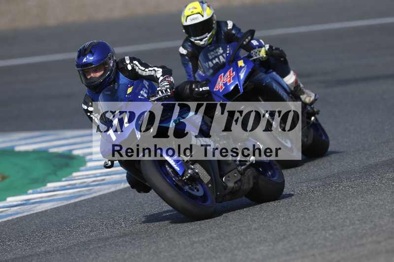 /02 28.-31.01.2025 Moto Center Thun Jerez/gruen-green/177